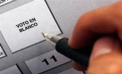 hermann gustavo garrido prada|VOTO EN BLANCO .